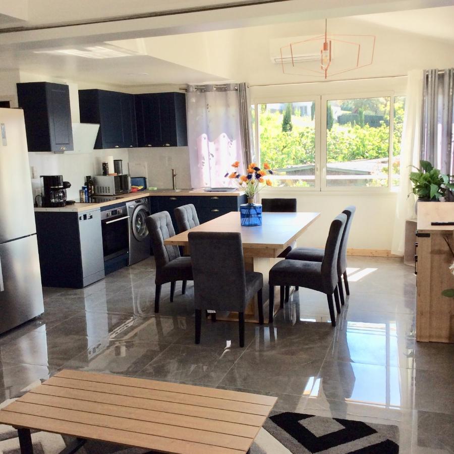 Bienvenue Chez Alain Et Marie Apartment Antibes Bagian luar foto