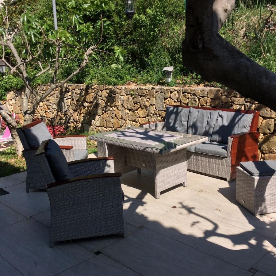 Bienvenue Chez Alain Et Marie Apartment Antibes Bagian luar foto