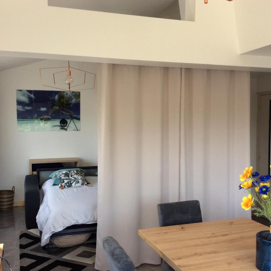 Bienvenue Chez Alain Et Marie Apartment Antibes Bagian luar foto